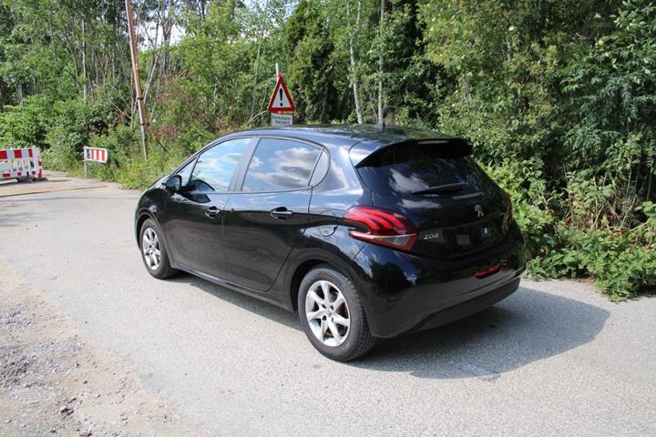 undefined Peugeot 208 fra 2017
