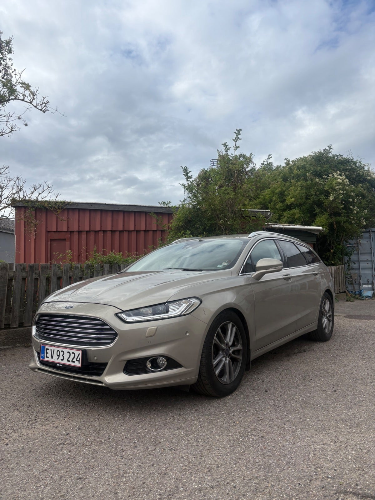 undefined Ford Mondeo fra 2015