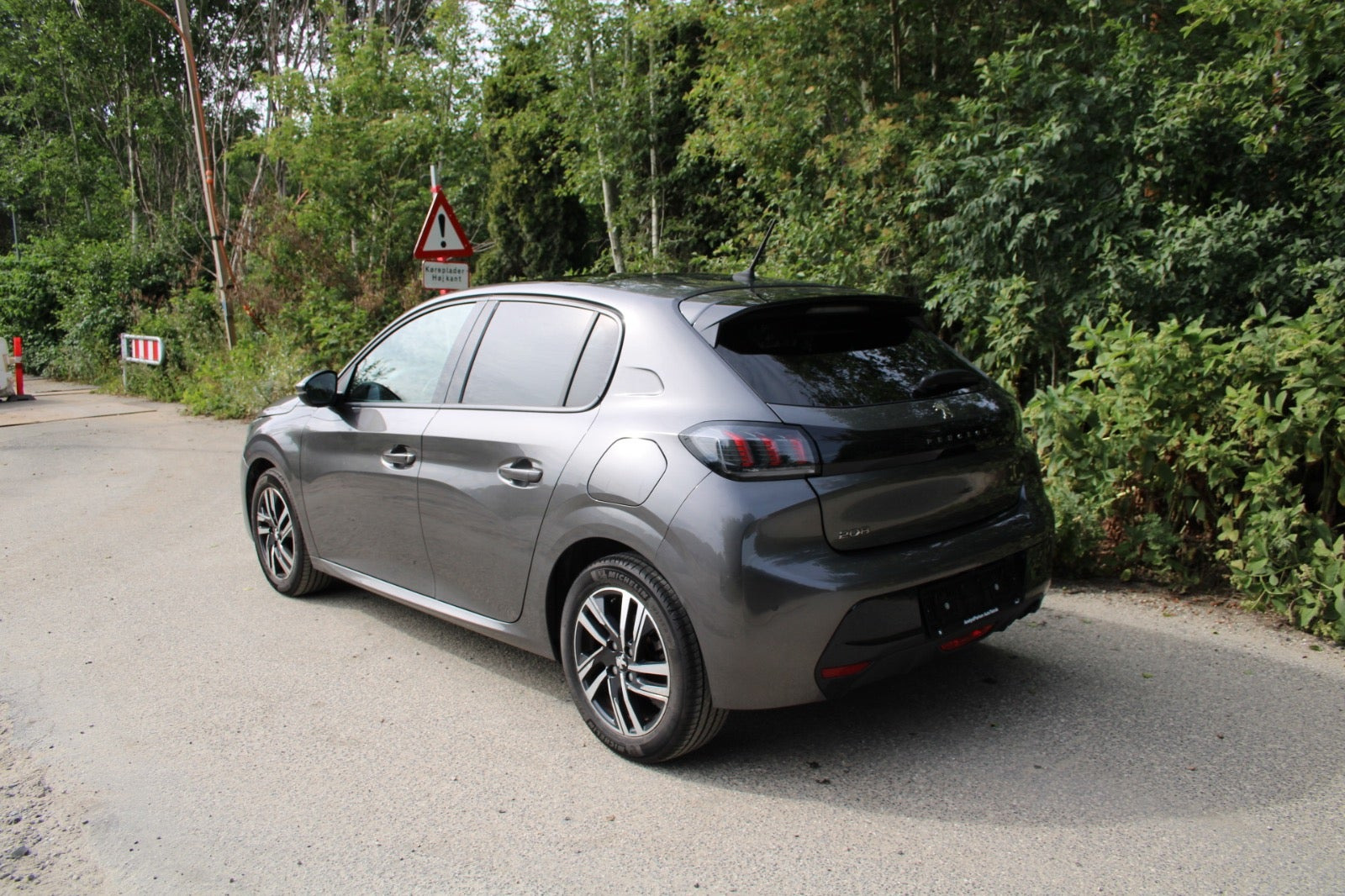 undefined Peugeot 208 fra 2020