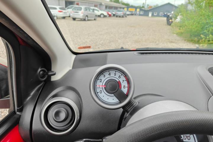 Gul Citroën C1 fra 2011