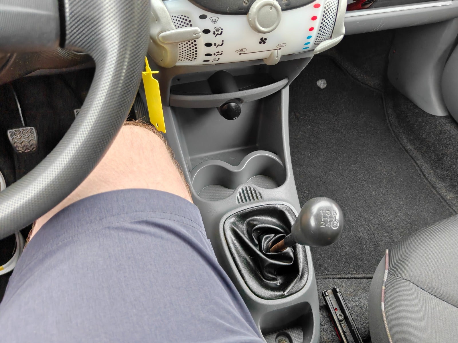 Gul Citroën C1 fra 2011