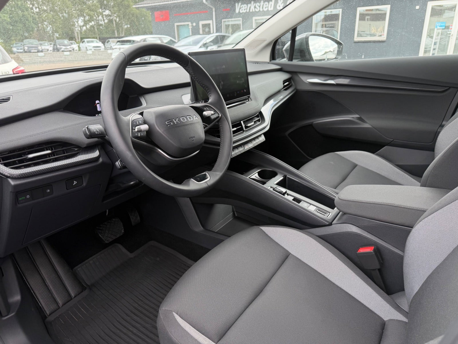 Grå Skoda Elroq fra 2025