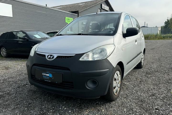 Orange Hyundai i10 fra 2011