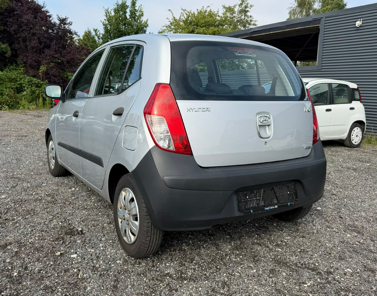 Orange Hyundai i10 fra 2011