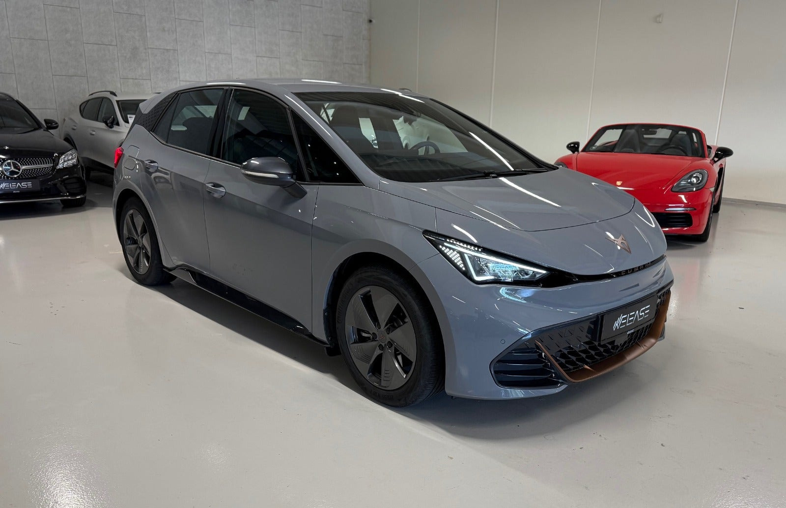 Grå Cupra Born fra 2024