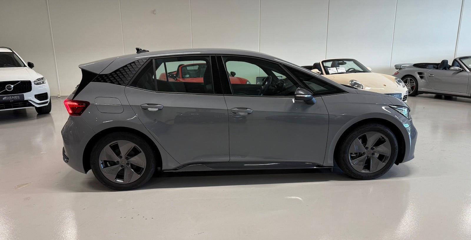 Grå Cupra Born fra 2024