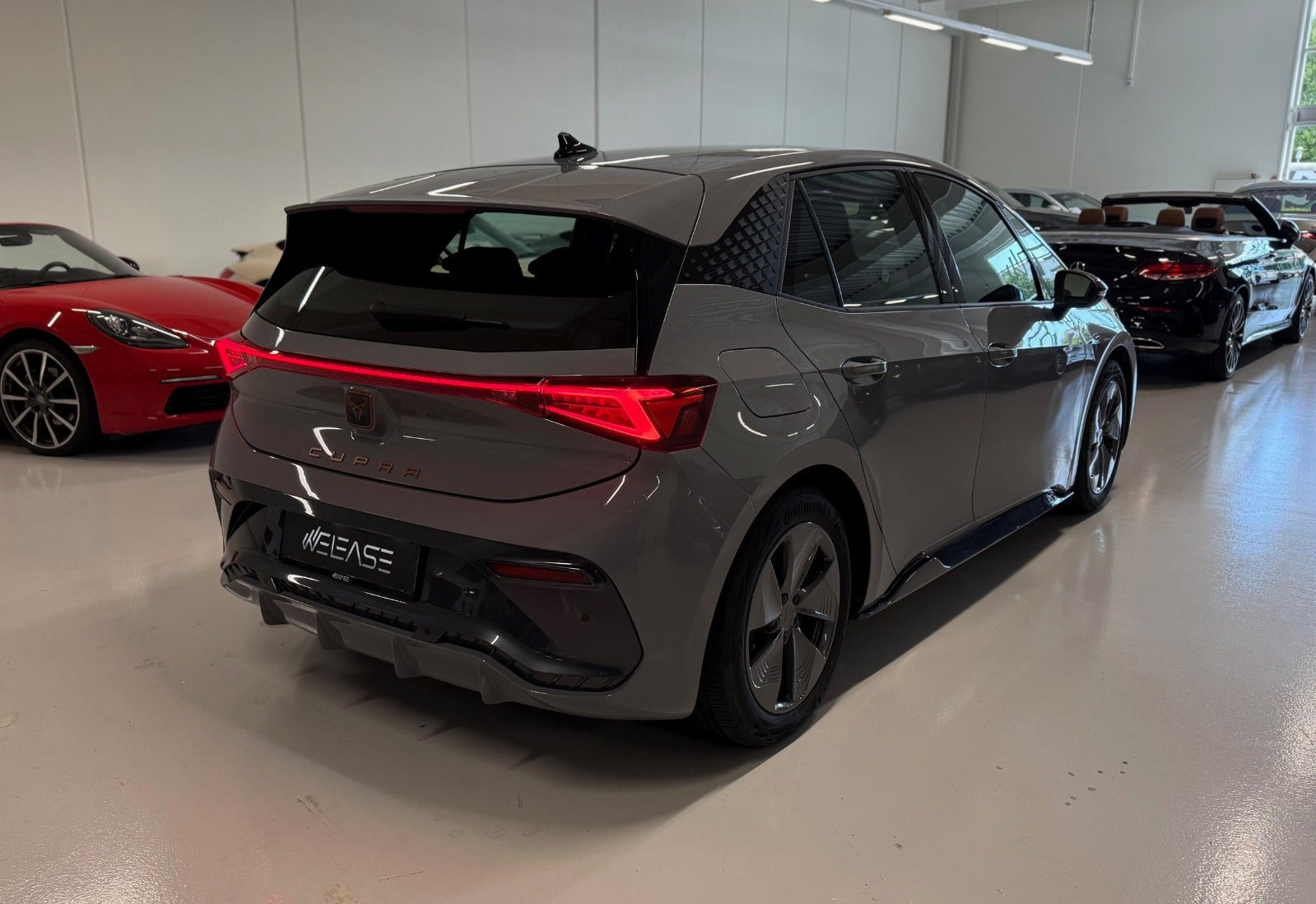 Grå Cupra Born fra 2024