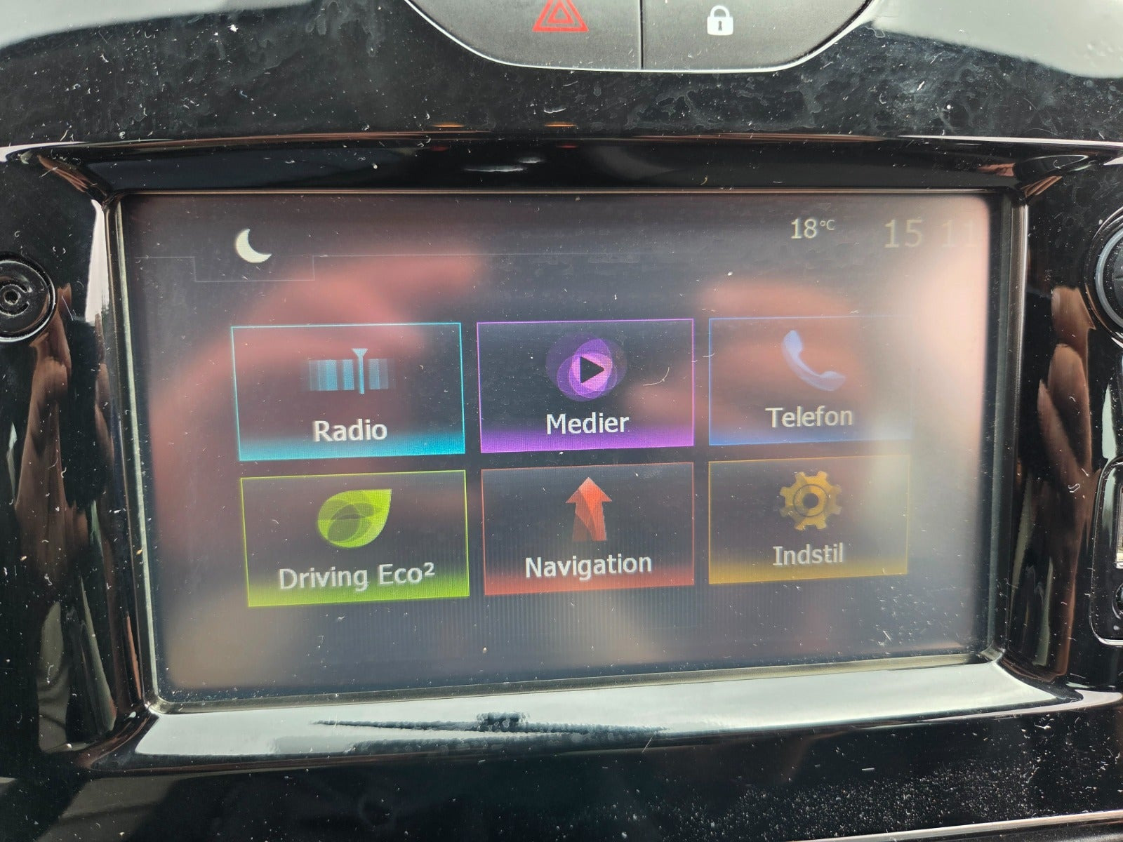 Rød Renault Clio IV fra 2018