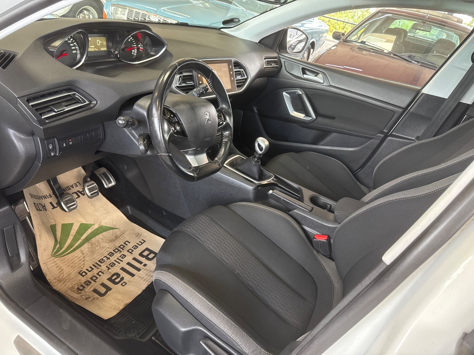 undefined Peugeot 308 fra 2017
