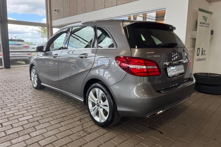 undefined Mercedes B200 d fra 2017