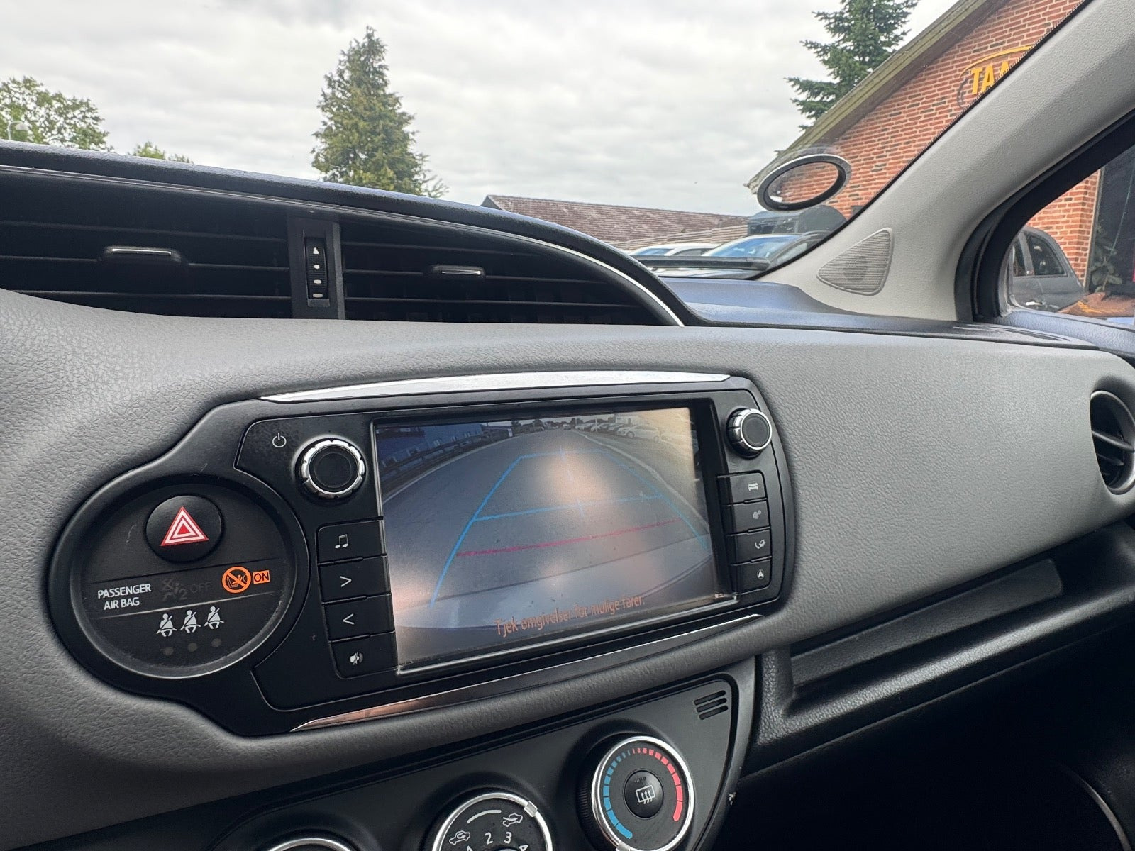 undefined Toyota Yaris fra 2015