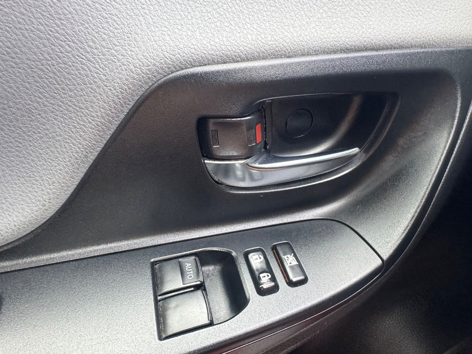 undefined Toyota Yaris fra 2015