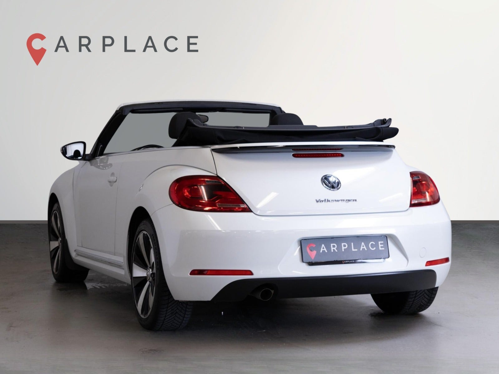 Hvid VW The Beetle fra 2015
