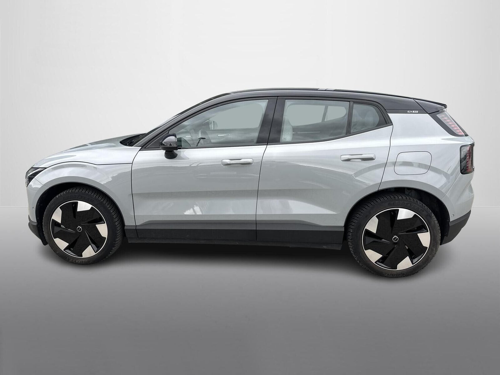 Grå Volvo EX30 fra 2024