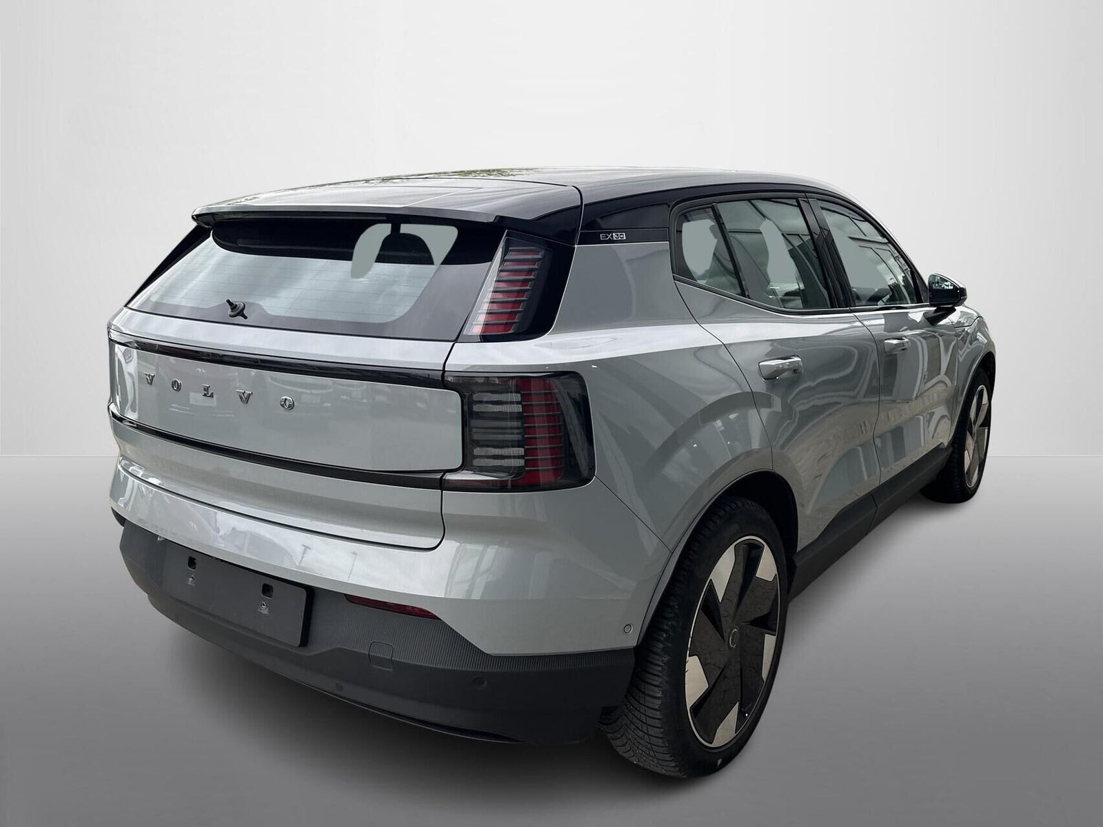 Grå Volvo EX30 fra 2024