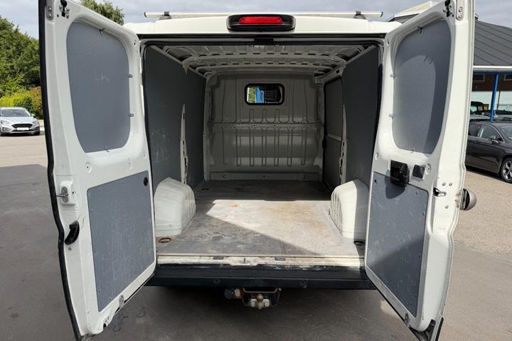 Hvid Citroën Jumper 33 fra 2021