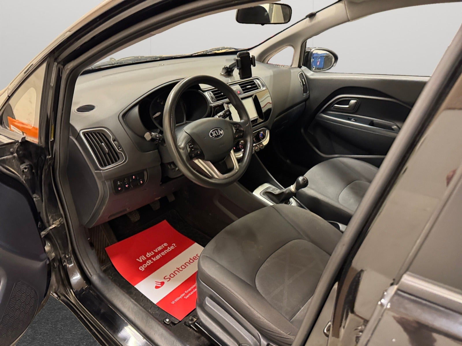 Sort Kia Rio fra 2015