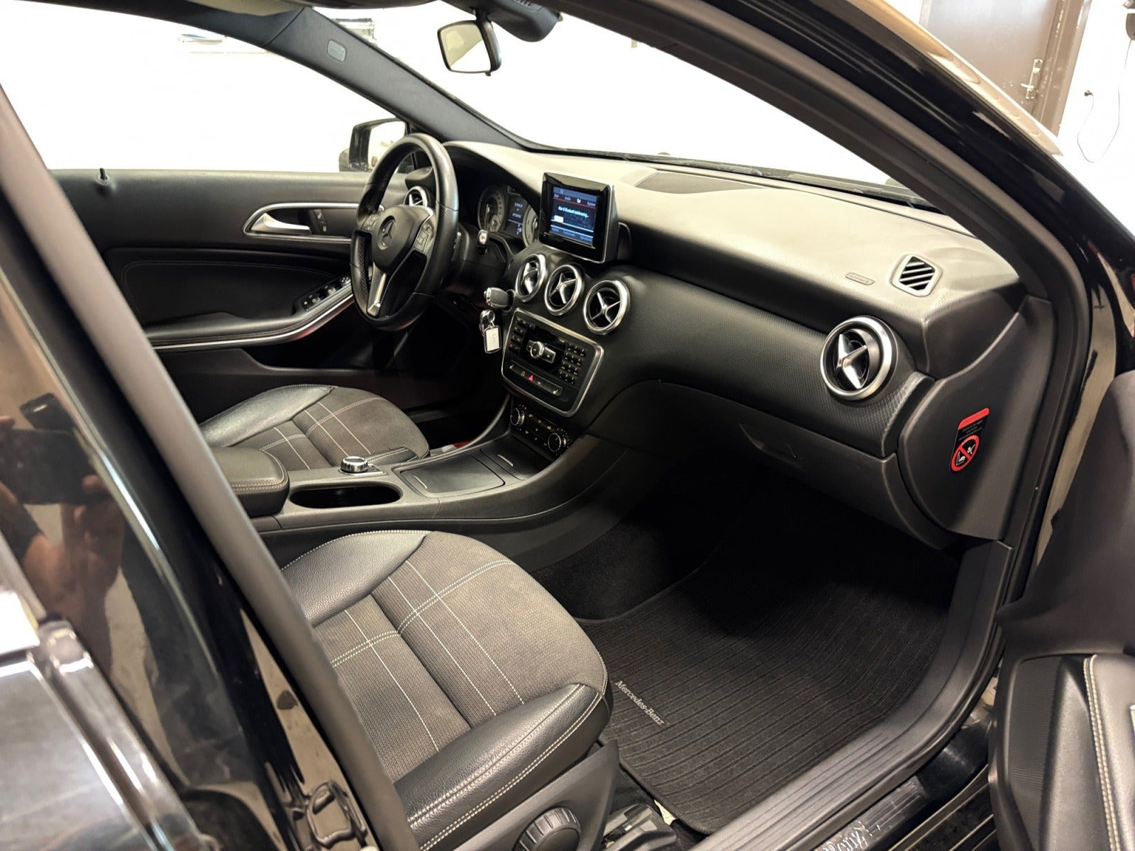 Sort Mercedes A200 fra 2013