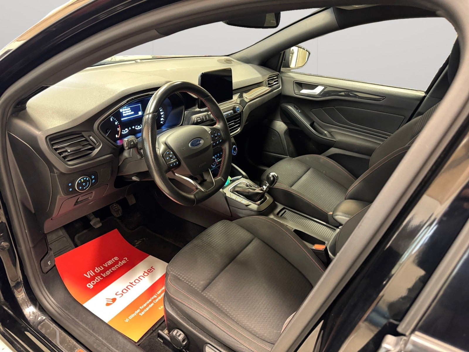 Sort Ford Focus fra 2019