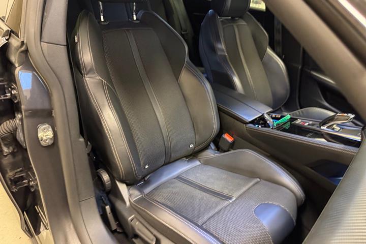 Grå Peugeot 508 fra 2020