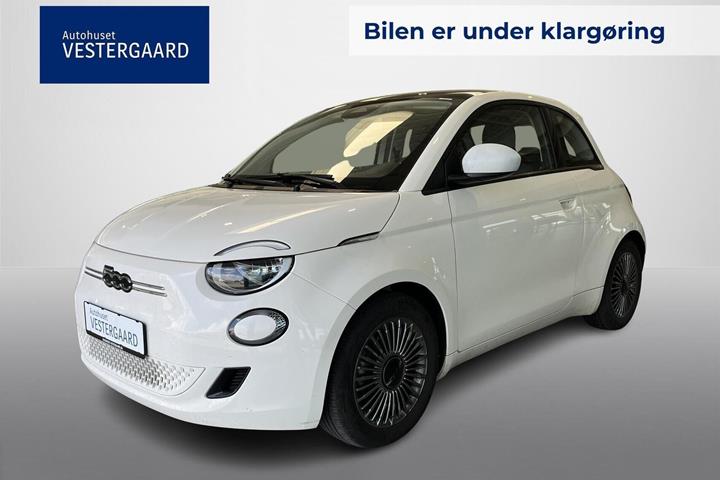 Hvid Fiat 500e fra 2022