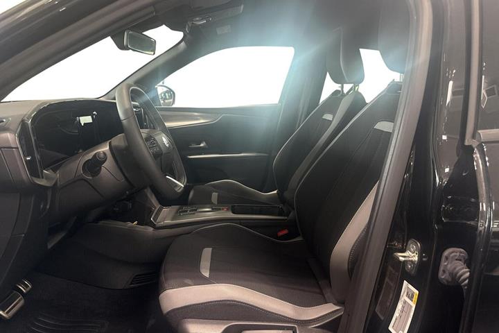 Sort Opel Mokka-e fra 2025
