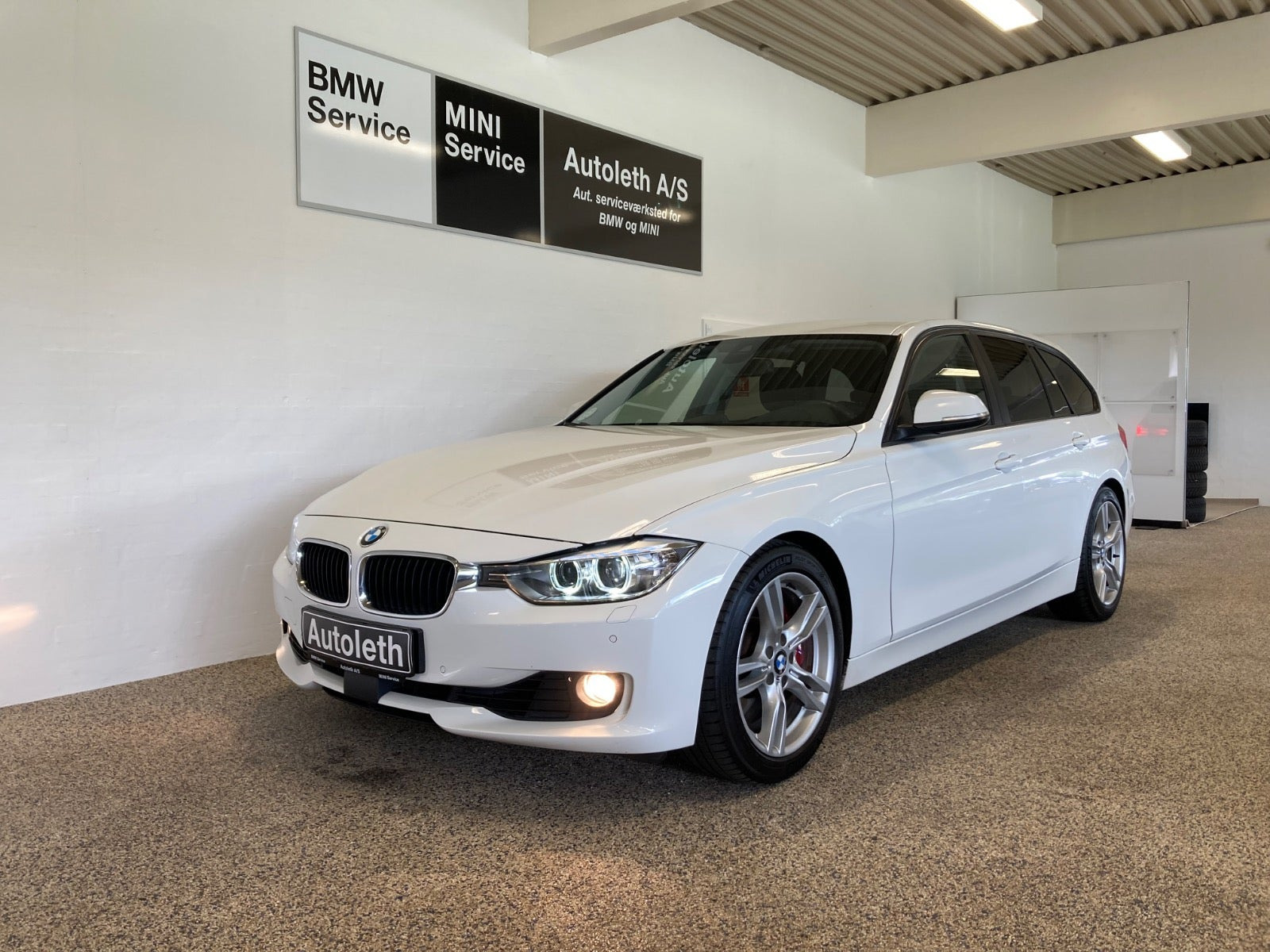 BMW 330d 3,0 Touring aut.