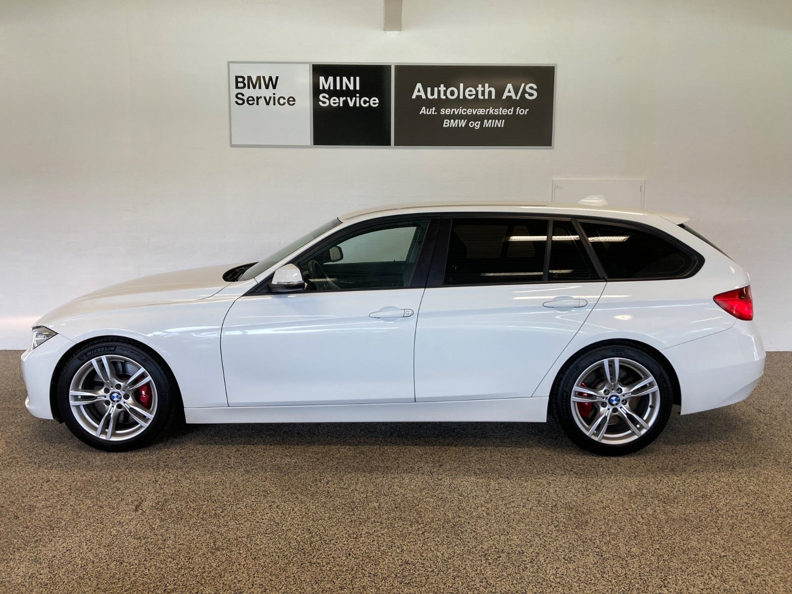 undefined BMW 330d fra 2013