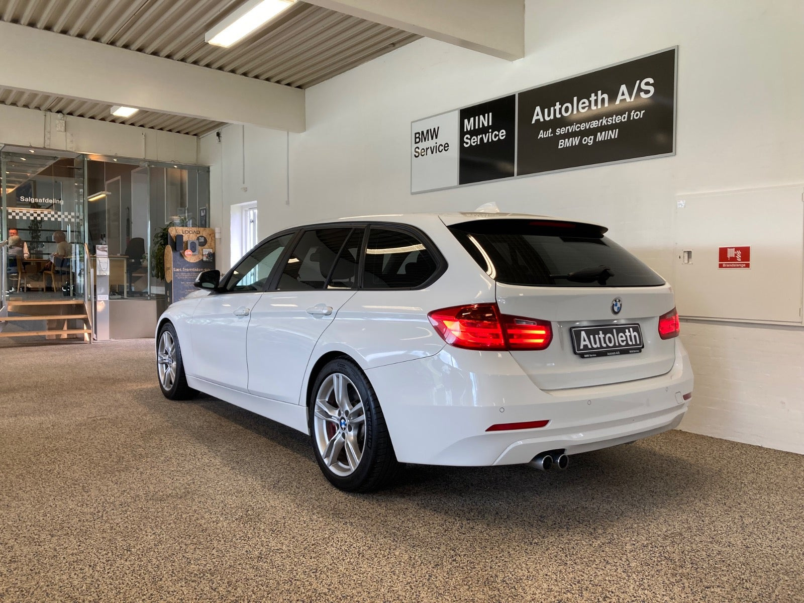 undefined BMW 330d fra 2013