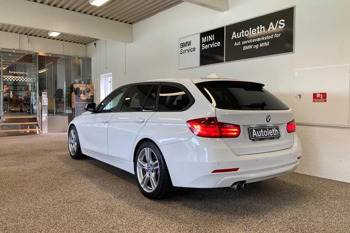 undefined BMW 330d fra 2013