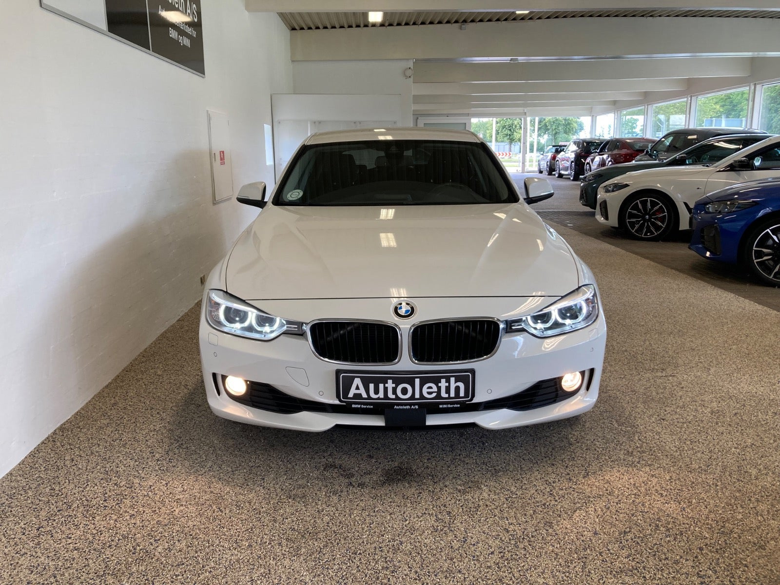 undefined BMW 330d fra 2013