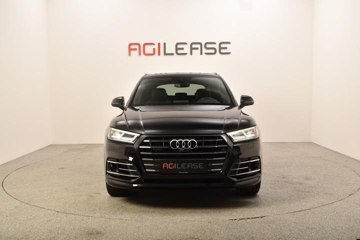 Sort Audi Q5 fra 2020