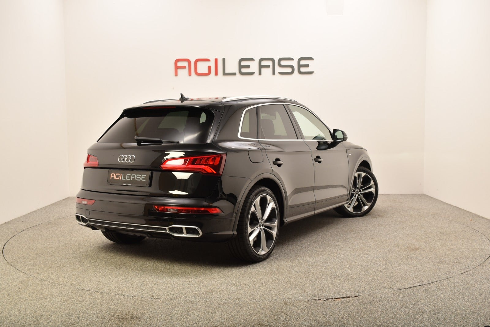 Sort Audi Q5 fra 2020