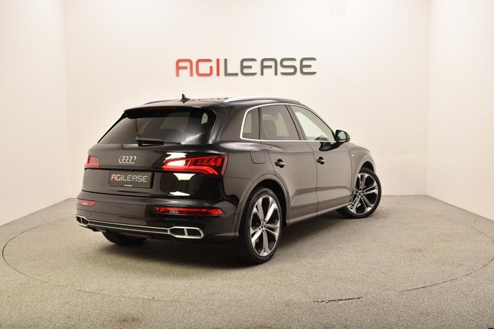 Sort Audi Q5 fra 2020