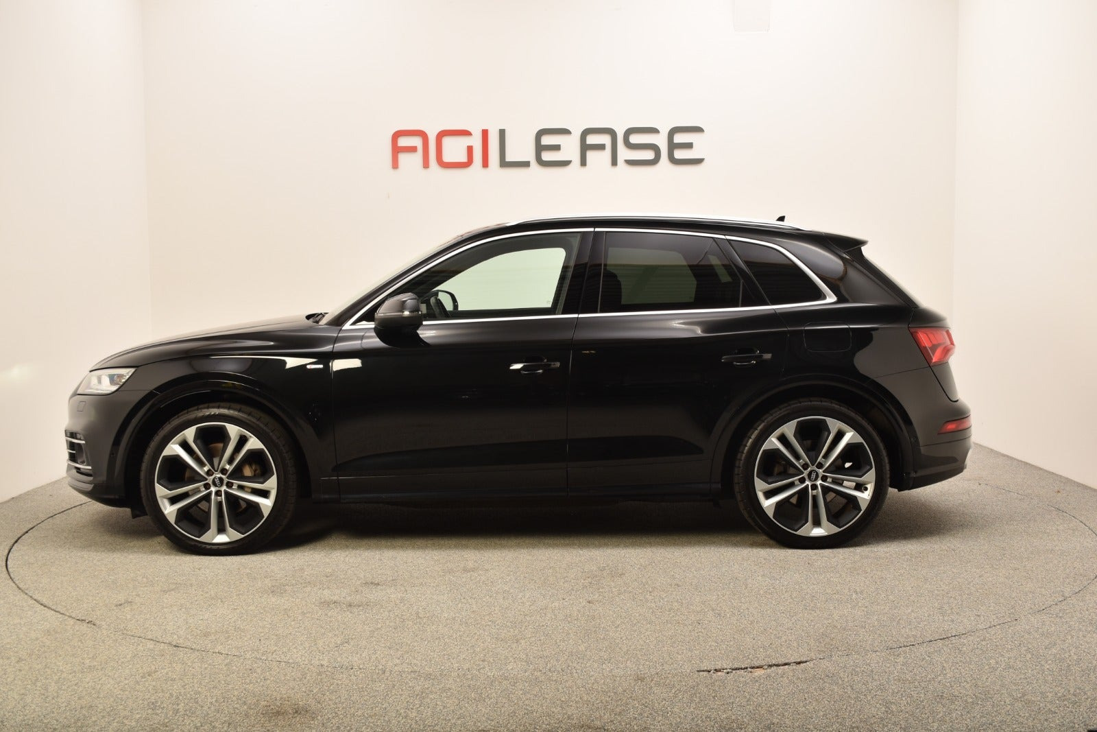 Sort Audi Q5 fra 2020