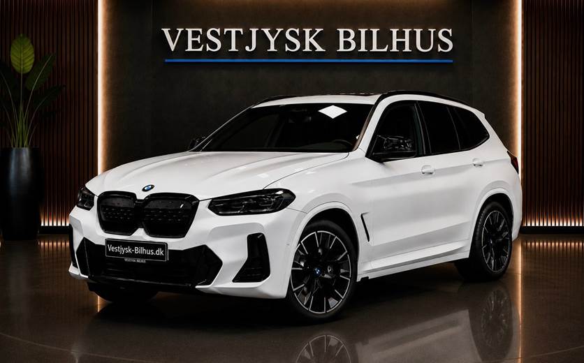 BMW iX3 Charged Plus M-Sport