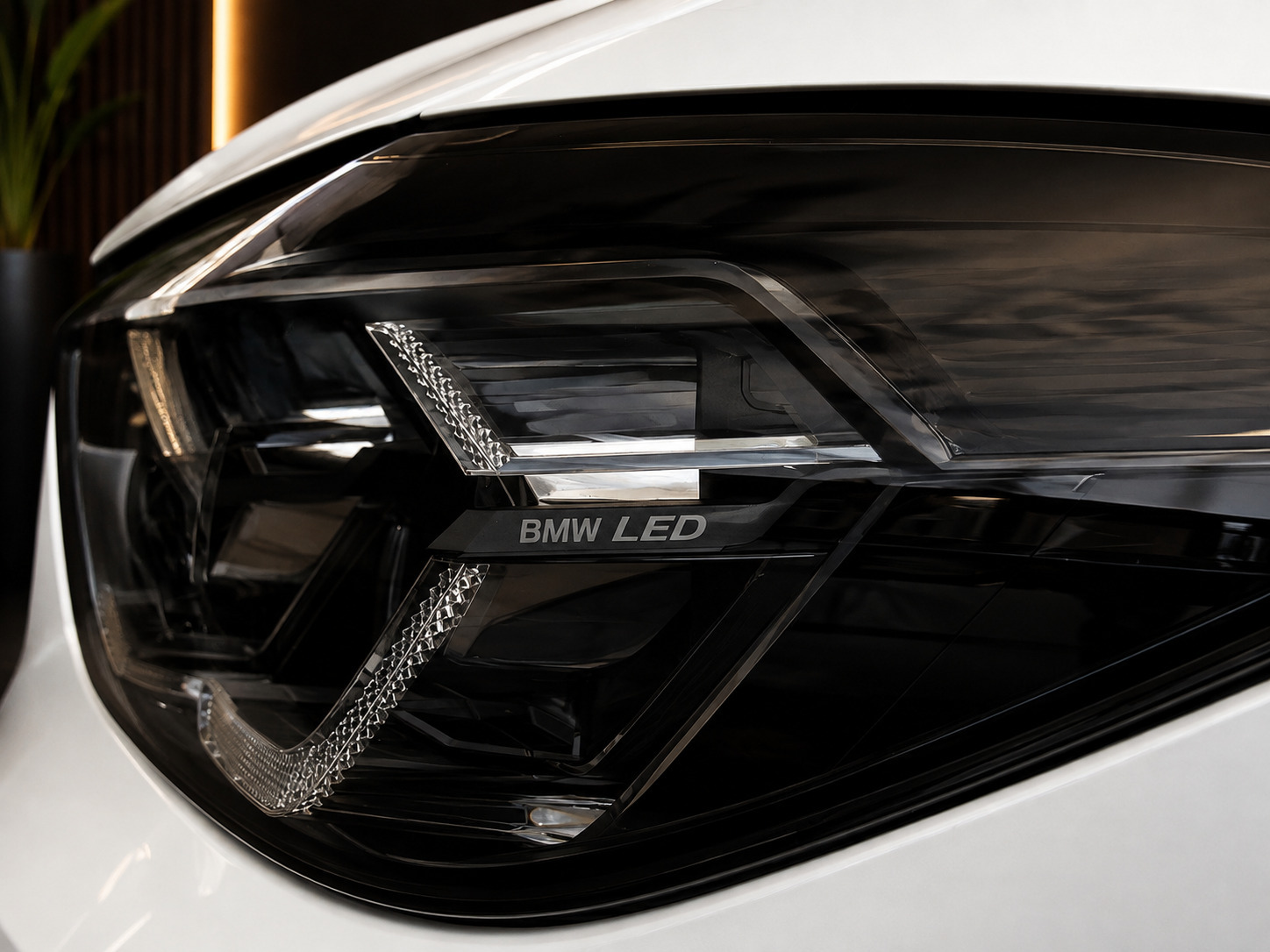 Hvid BMW iX3 fra 2022