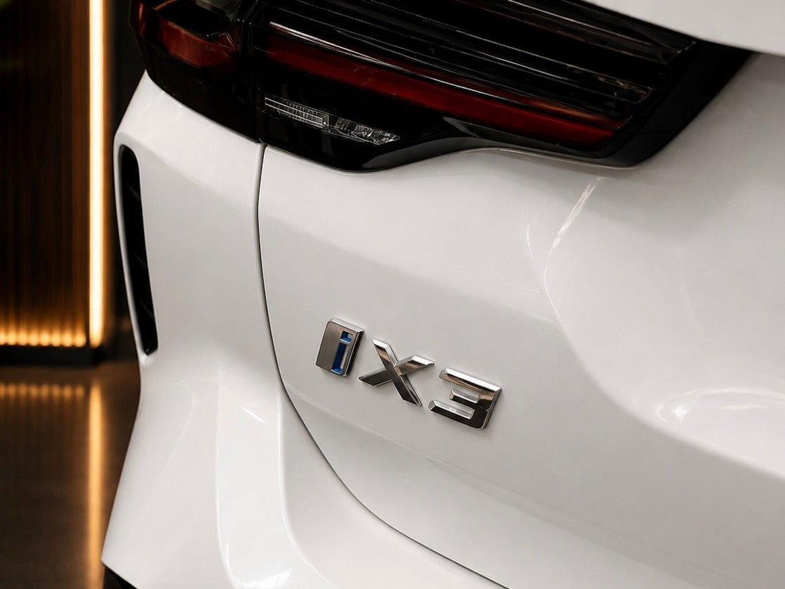Hvid BMW iX3 fra 2022