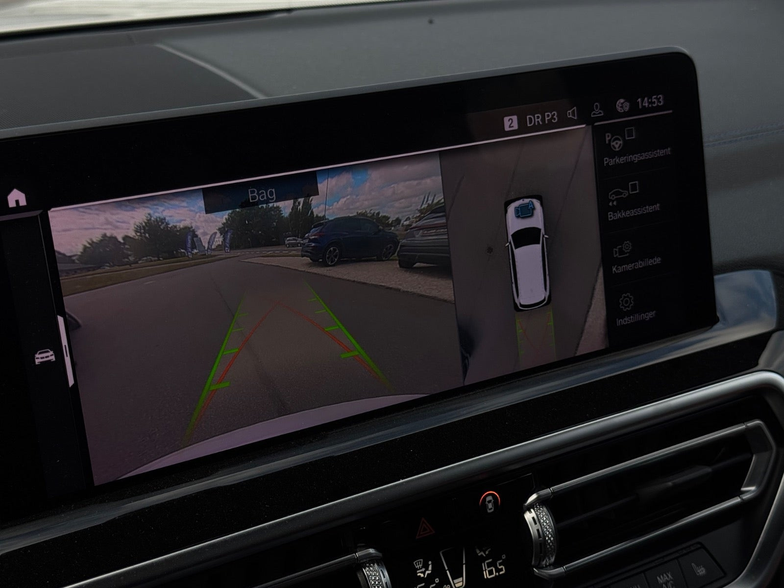 Hvid BMW iX3 fra 2022