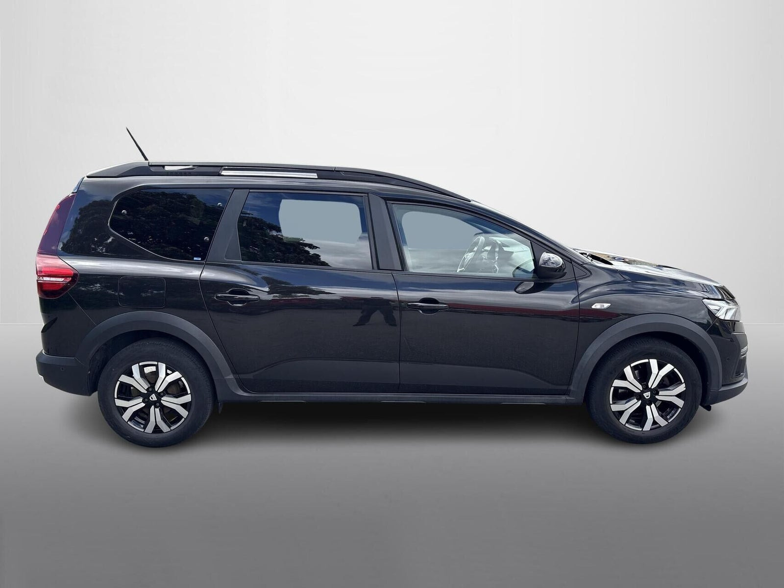 Sort Dacia Jogger fra 2022