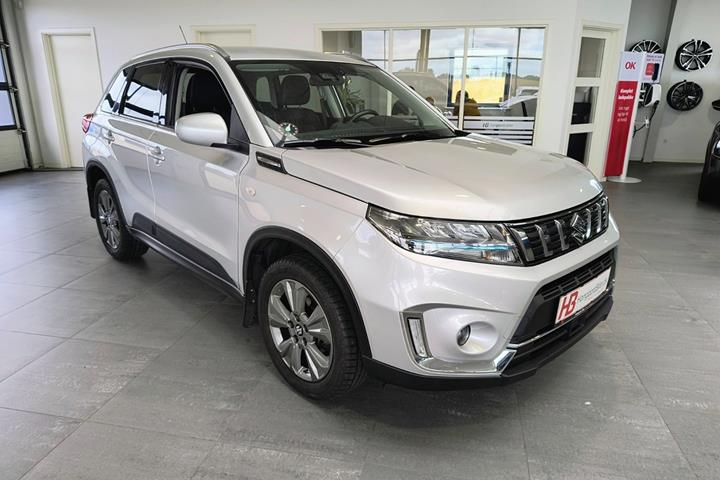 undefined Suzuki Vitara fra 2021 set udefra