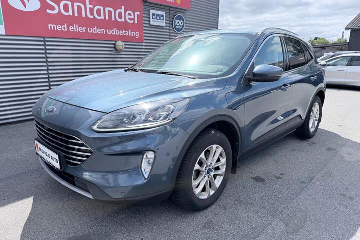 Blå Ford Kuga fra 2021