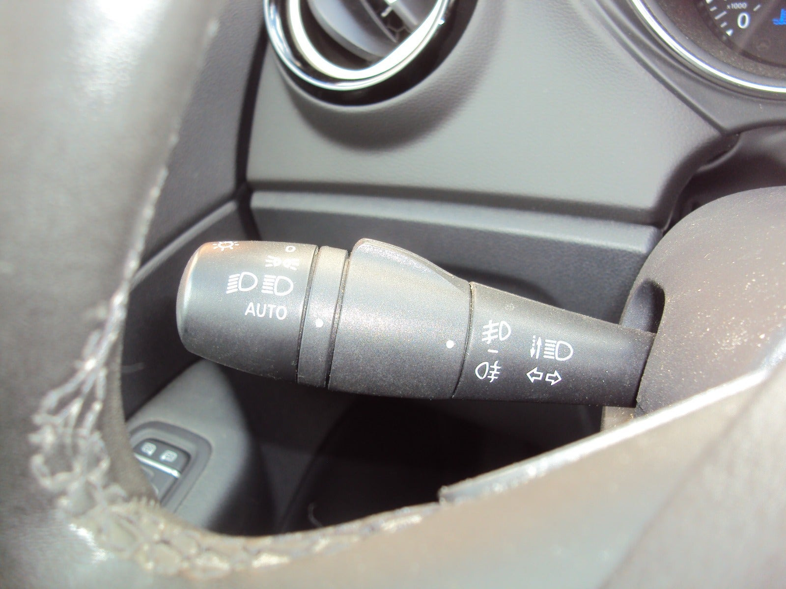Blå Renault Captur fra 2019