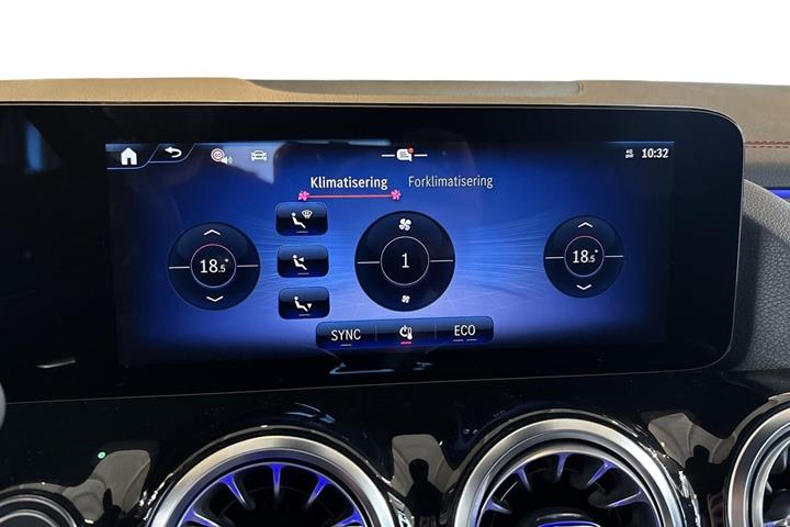 Grå Mercedes EQA250+ fra 2025