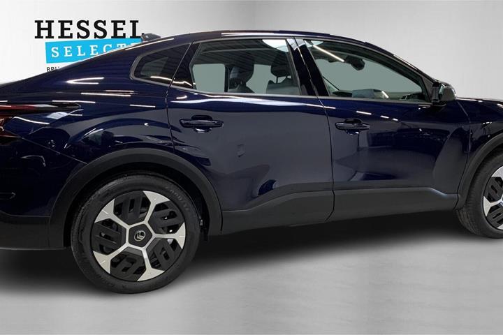 Blå Citroën ë-C4 X fra 2025