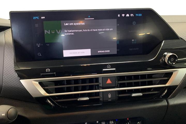 Blå Citroën ë-C4 X fra 2025