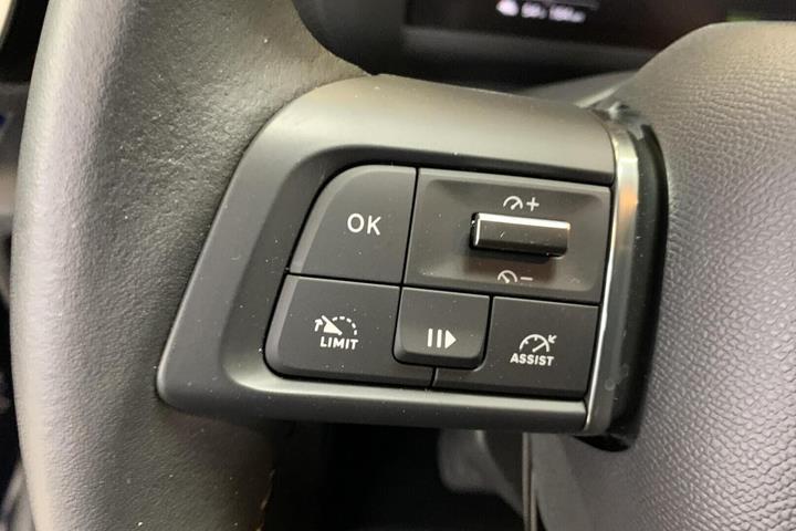 Blå Citroën ë-C4 X fra 2025