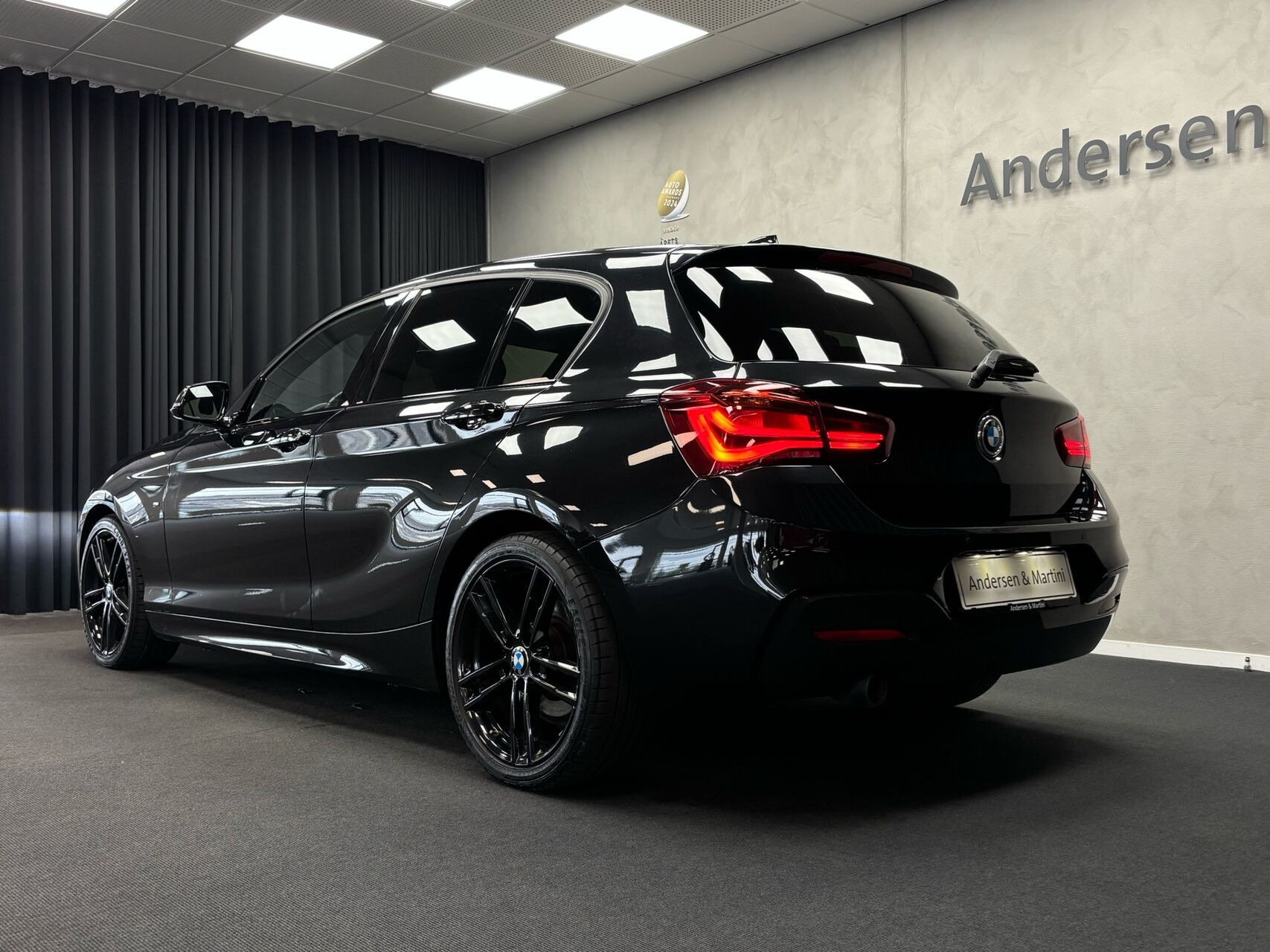 Sort BMW 116i fra 2019