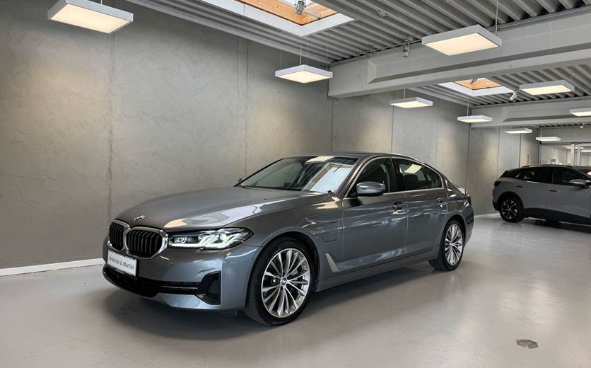 BMW 545e 3,0 Plugin-hybrid Sport Line XDrive Steptronic 395HK 8g Aut.