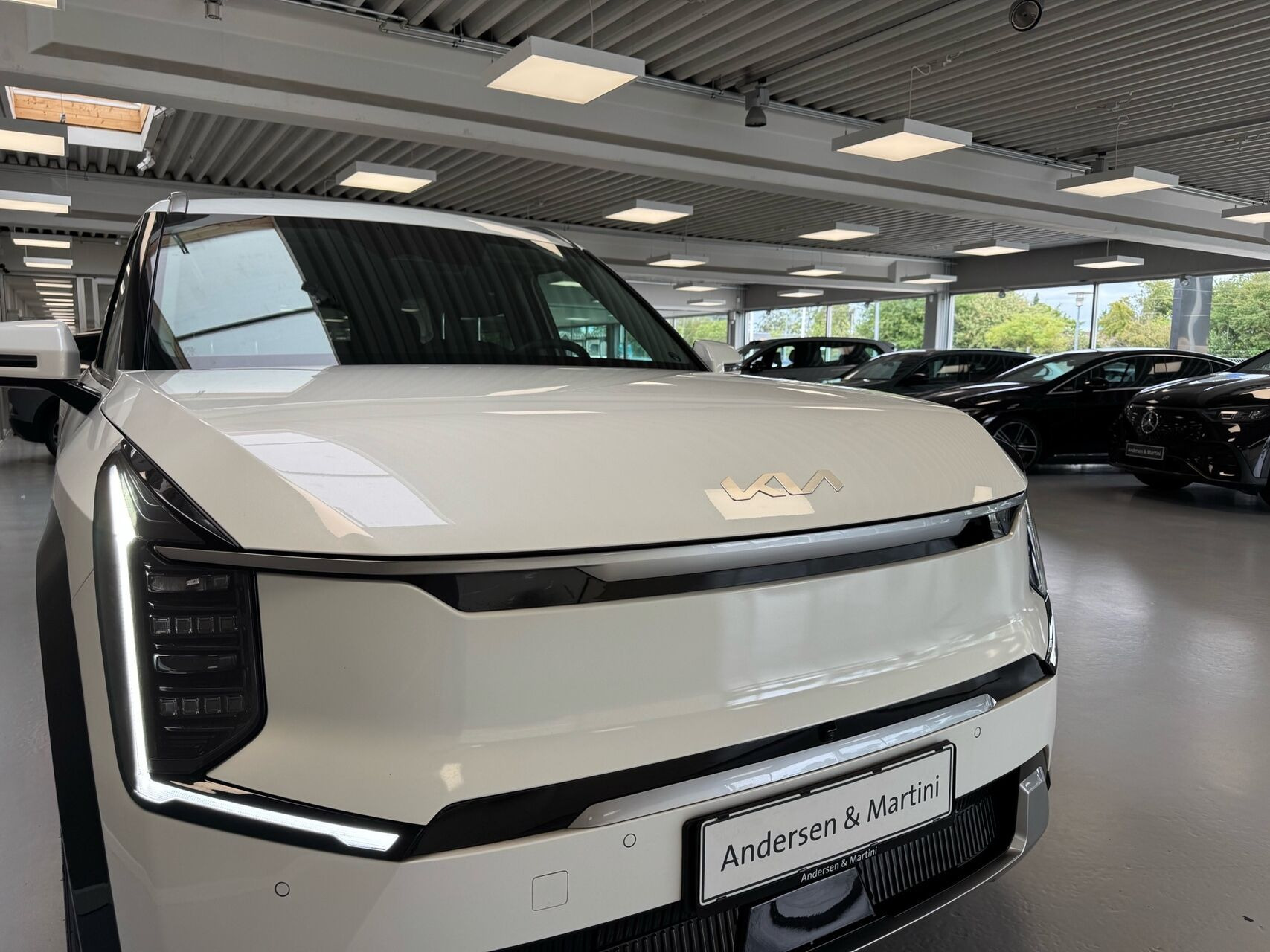 Hvid Kia EV9 fra 2025